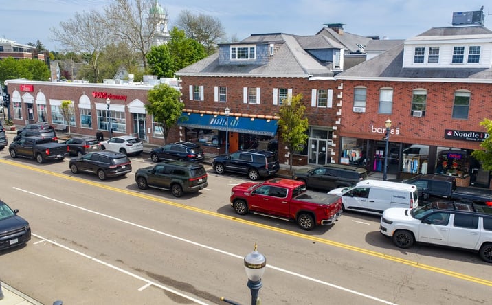 Pictures of Retail property located at 990 Great Plain Ave, Needham, MA 02492-2508 for lease - image #1
