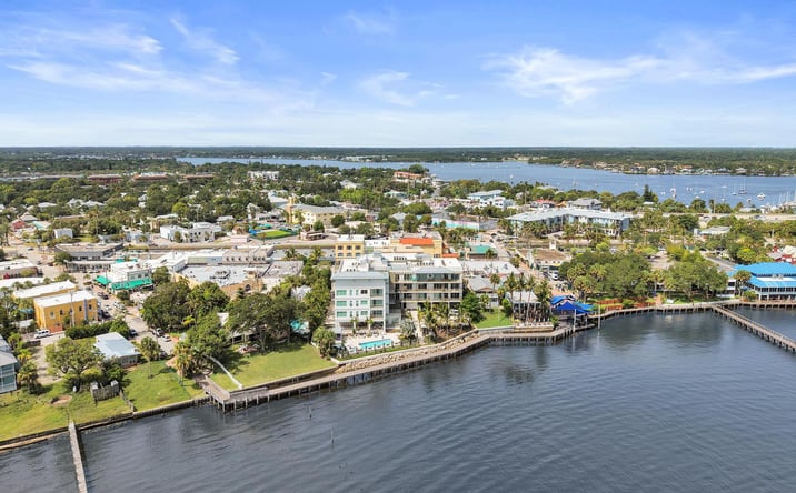 Pictures of Retail, Office, Special Purpose property located at 41 Southwest Seminole Street, Stuart, FL 34994 for lease - image #1