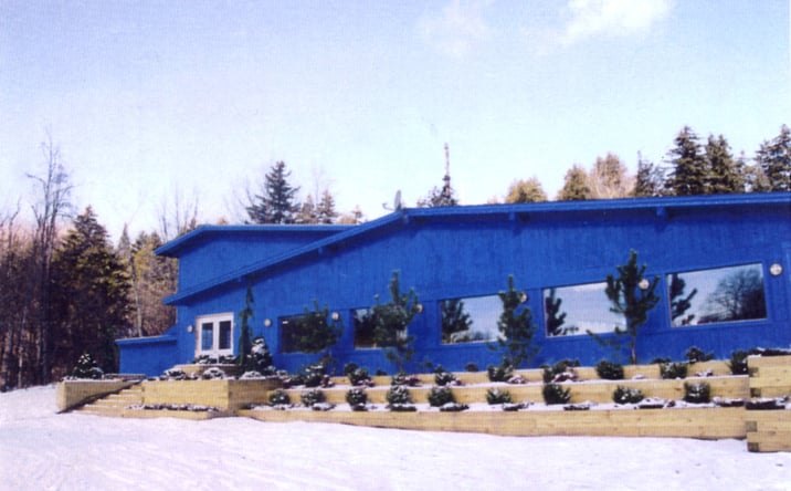 Pictures of Retail, Industrial property located at 716 Vermont Route 100, Wilmington, VT 05363 for lease - image #1