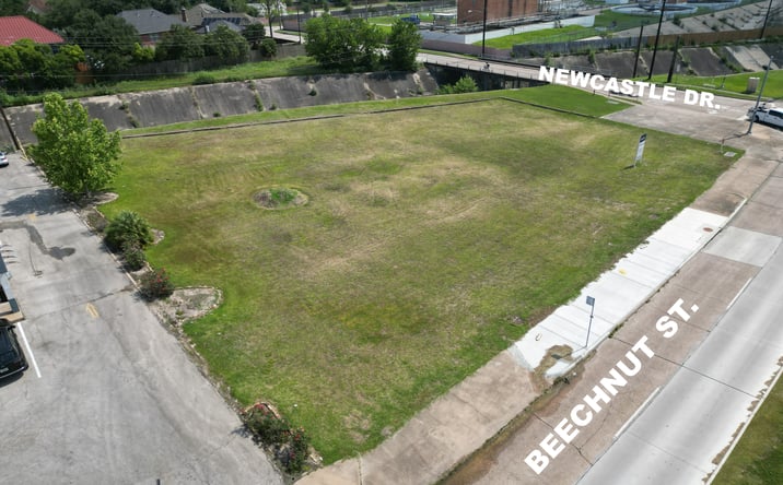 Pictures of Land property located at 4500 Beechnut Street, Houston, TX 77096 for lease - image #1