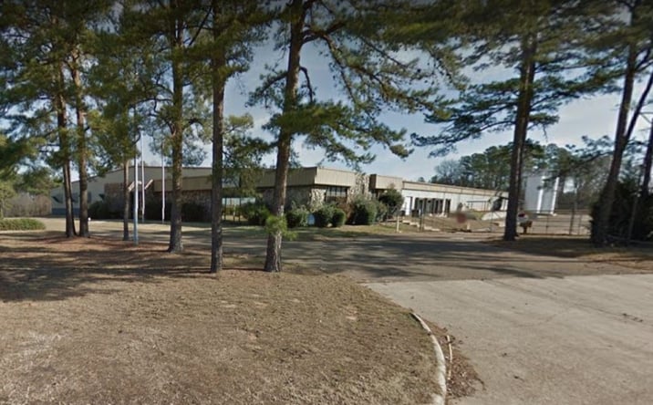 Pictures of Retail, Industrial property located at 1220 Jim Walter Drive, Texarkana, AR 71854 for lease - image #1