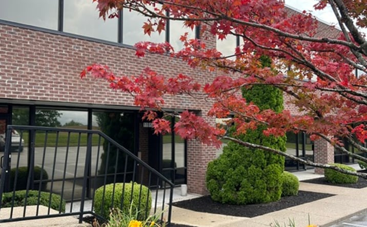 Pictures of Office property located at 11911 PLANTSIDE DR, JEFFERSONTOWN, KY 40299-6331 for lease - image #1