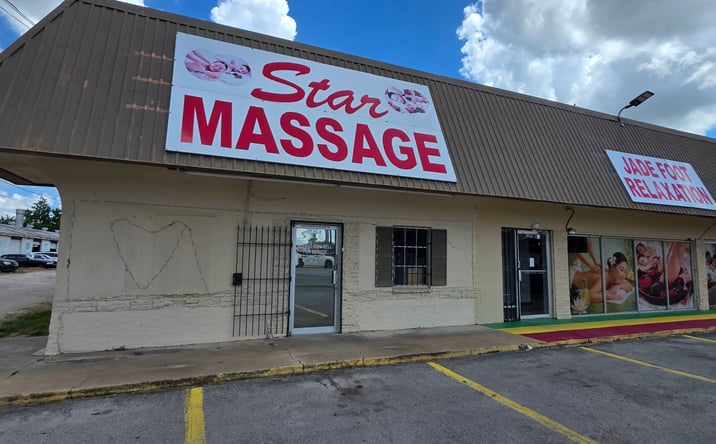 Pictures of Retail property located at 3317 Avenue H, Rosenberg, TX 77471 for lease - image #1