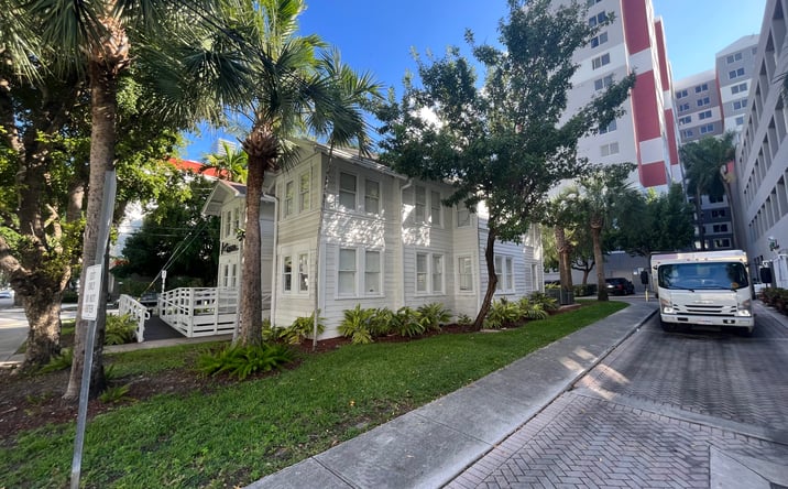 Pictures of Retail, Office, Restaurant property located at 212 NE 24th Street, Miami, FL 33137 for lease - image #1