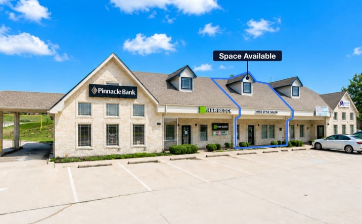Pictures of Retail property located at 800 U.S. 287, Rhome, TX 76078 for lease - image #1