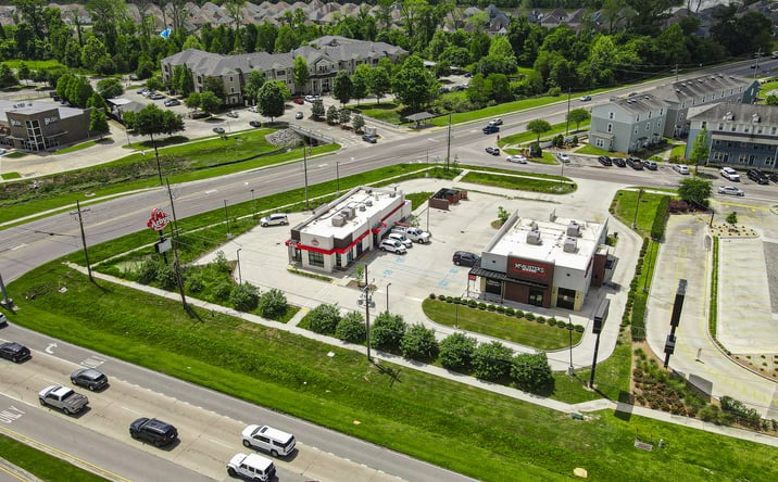 Pictures of Retail property located at 5947 Creek Centre Drive, Baton Rouge, LA 70820 for lease - image #1