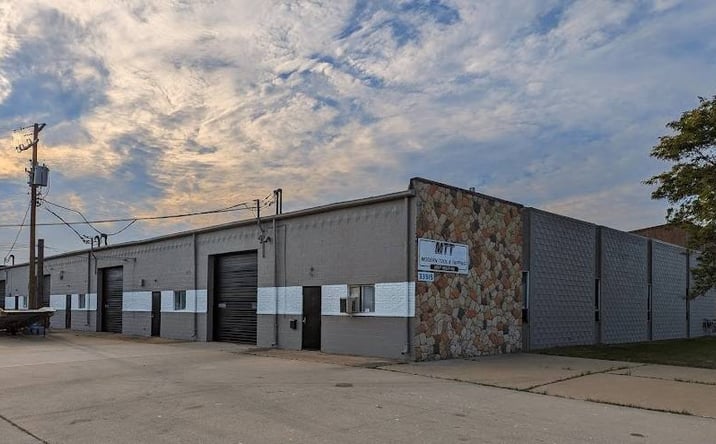 Pictures of Industrial property located at 33515 Kelly Road, Fraser, MI 48026 for lease - image #1