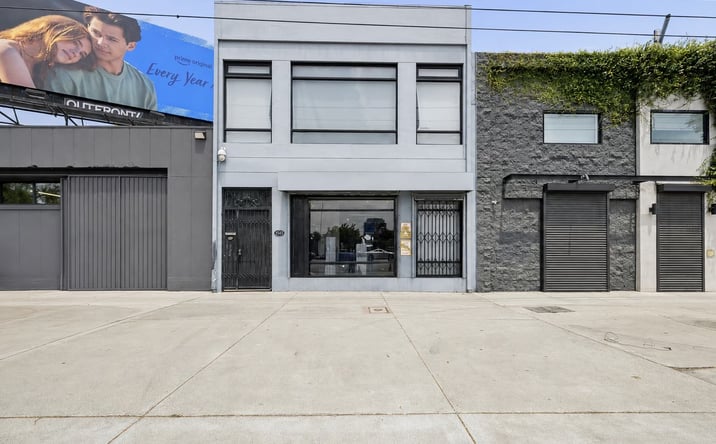 Pictures of Office property located at 8543 VENICE BLVD, LOS ANGELES, CA 90034-2548 for lease - image #1