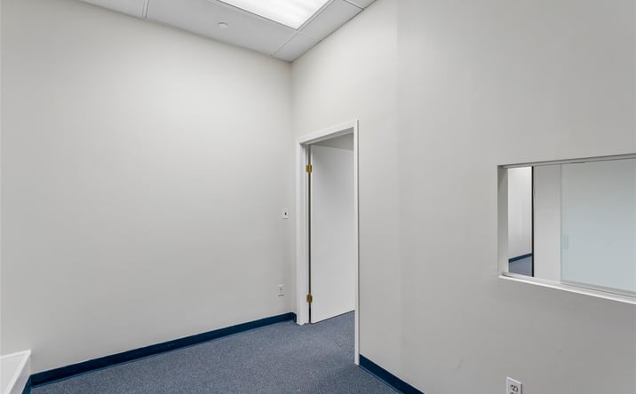 Pictures of Office property located at 780 New York Avenue Office 2, Huntington, NY 11743 for lease - image #1