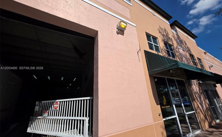 Pictures of Office property located at 8555 NW 29th St, Doral, FL 33122 for lease - image #1