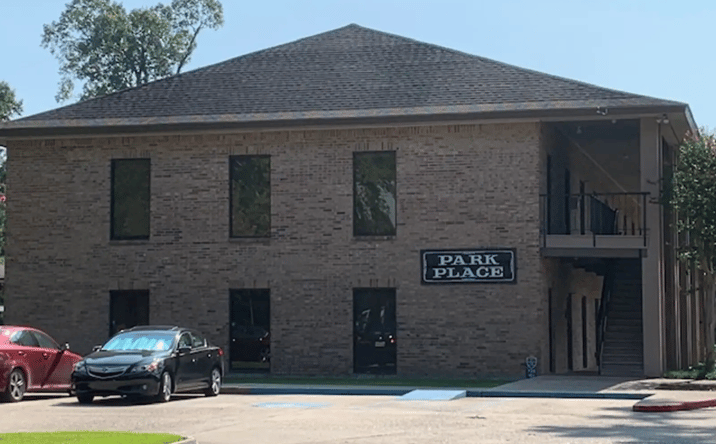 Pictures of Office property located at 733 East Airport Avenue, Baton Rouge, LA 70806 for lease - image #1