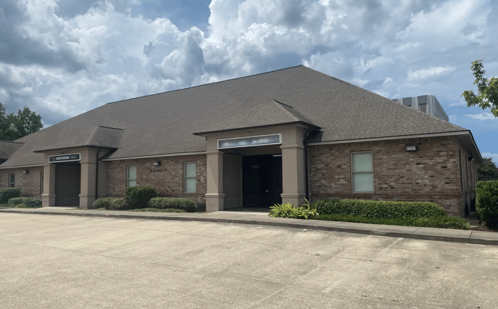 Pictures of Office property located at 3888 South Sherwood Forest Boulevard, Baton Rouge, LA 70816 for lease - image #1