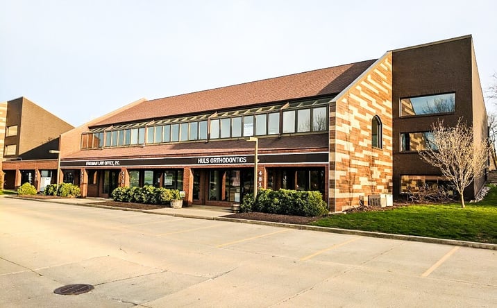 Pictures of Office property located at 495 Devonshire Drive, Champaign, IL 61820 for lease - image #1
