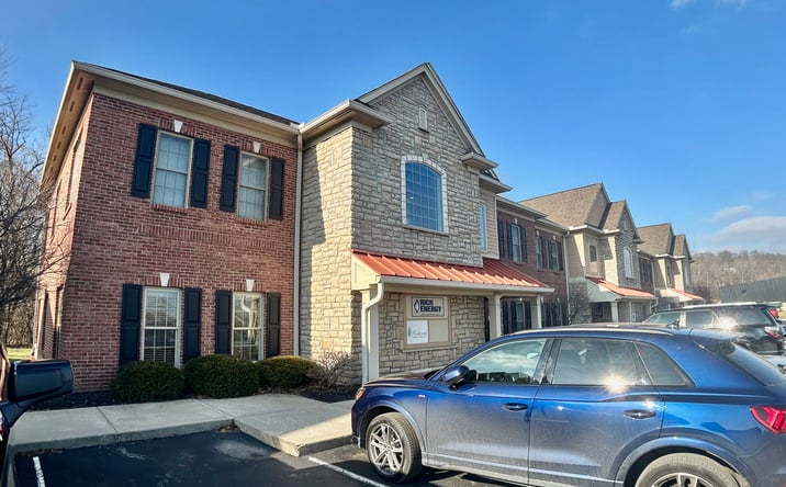 Pictures of Office property located at 5082 Wooster Road, Cincinnati, OH 45226 for lease - image #1