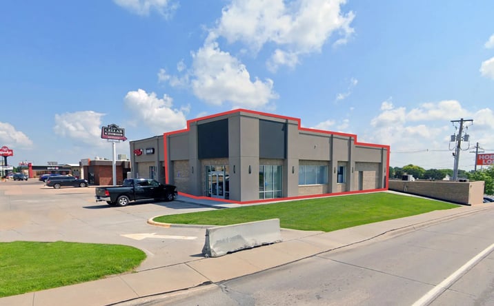 Pictures of Retail property located at 3901 2nd Ave, Kearney, NE 68847 for lease - image #1