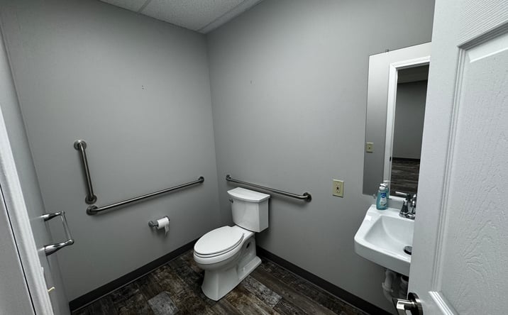 Pictures of Office property located at 2503 South Linden Road, Flint, MI 48532 for lease - image #1