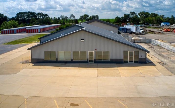 Pictures of Retail, Industrial property located at 2690 East Church Street, Sandwich, IL 60548 for lease - image #1