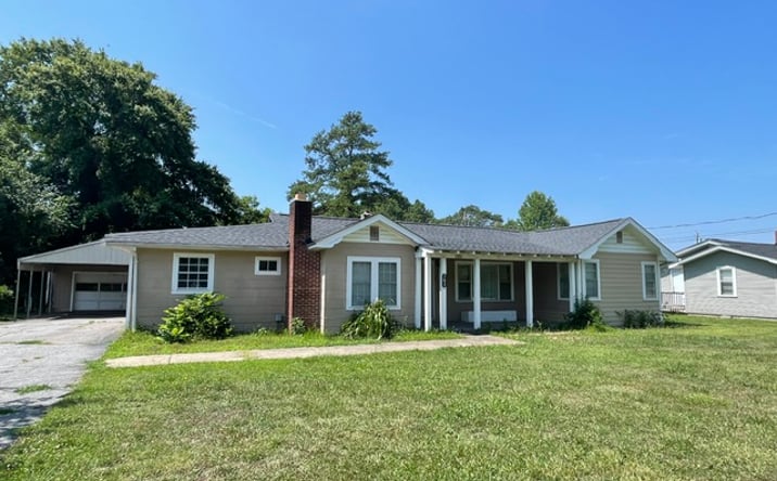 Pictures of Retail, Office property located at 670 Emily Lane, Piedmont, SC 29673 for lease - image #1