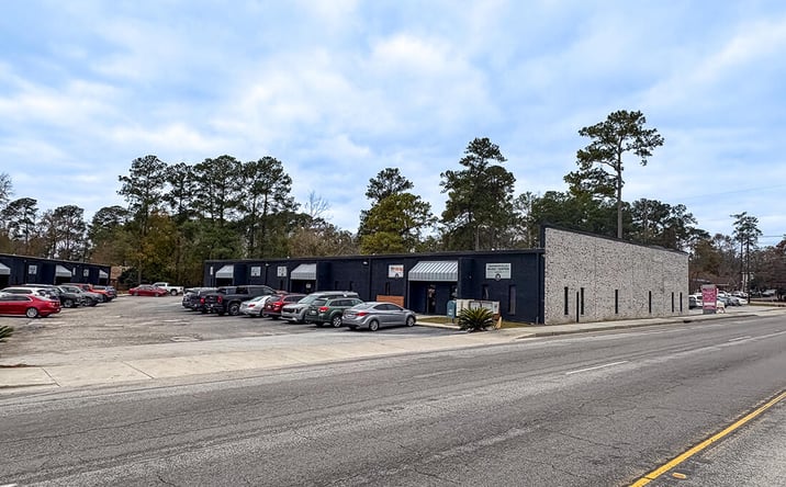 Pictures of Industrial property located at 622 Old Trolley Suite 122, Summerville, SC 29485 for lease - image #1