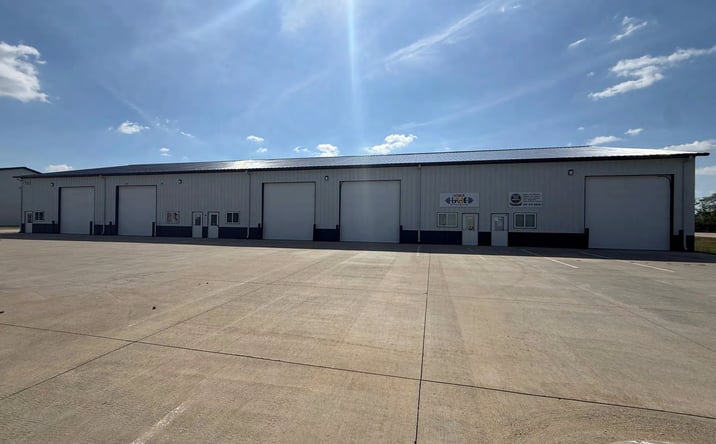Pictures of Industrial property located at 1750 Robins Rd, Suite 200-300, Hiawatha, IA 52233 for lease - image #1