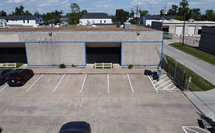 Pictures of Retail, Industrial property located at 3700 Yale Street, Houston, TX 77018 for lease - image #1