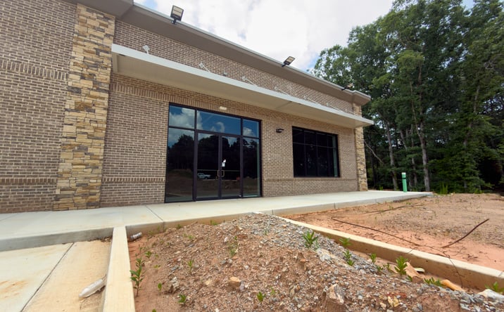 Pictures of Retail, Restaurant property located at 7477 McEver Road, Flowery Branch, GA 30542 for lease - image #1