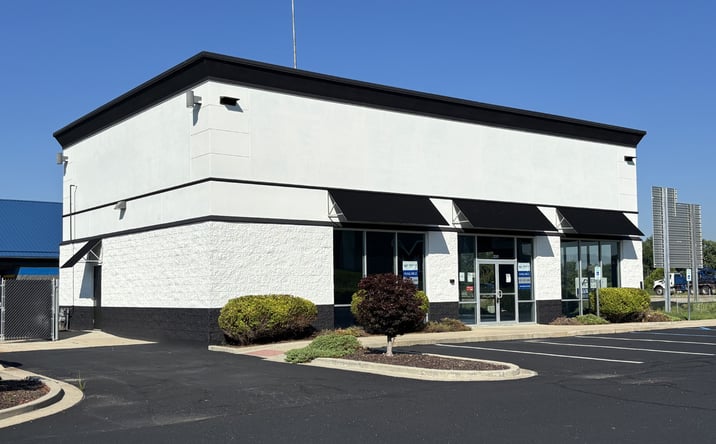 Pictures of Retail property located at 200 Flag Stone Drive, Martinsville, IN 46151 for lease - image #1