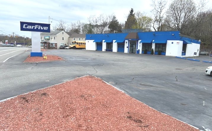 Pictures of Retail property located at 296 HIGHLAND AVE, SALEM, MA 01970-1841 for lease - image #1