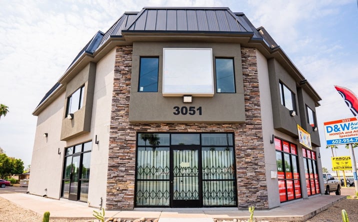 Pictures of Retail, Office property located at 3051 East Thomas Road, Phoenix, AZ 85008 for lease - image #1