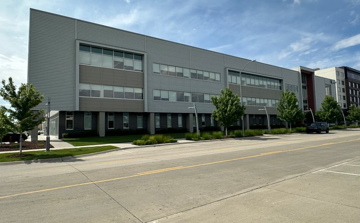 Pictures of Office property located at 2125 TRANSFORMATION DR, LINCOLN, NE 68508-1614 for lease - image #1