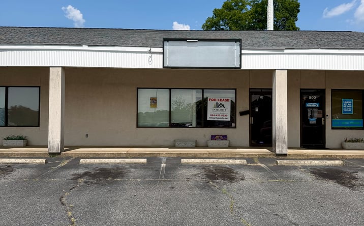 Pictures of Retail, Office property located at 802 N MAIN ST, ANDERSON, SC 29621-5525 for lease - image #1