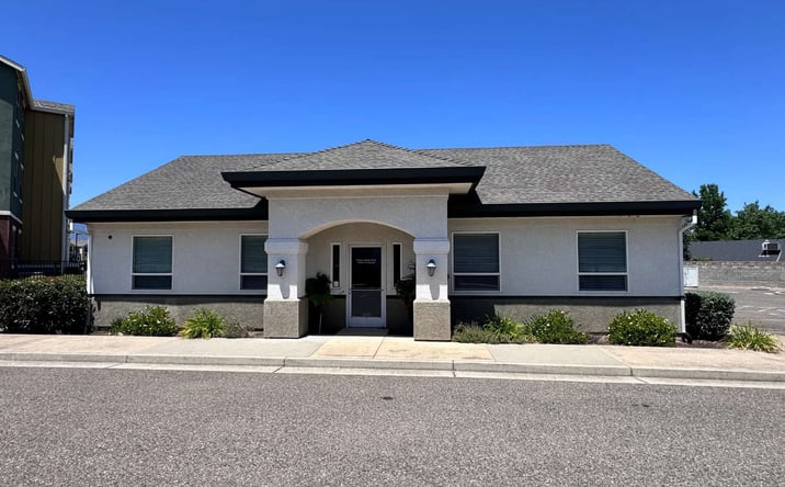 Pictures of Office property located at 3570 Santa Rosa Way, Redding, CA 96003 for lease - image #1