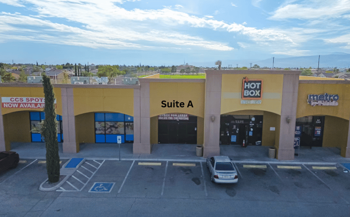 Pictures of Retail property located at 3343 Saul Kleinfeld Drive, El Paso, TX 79936 for lease - image #1