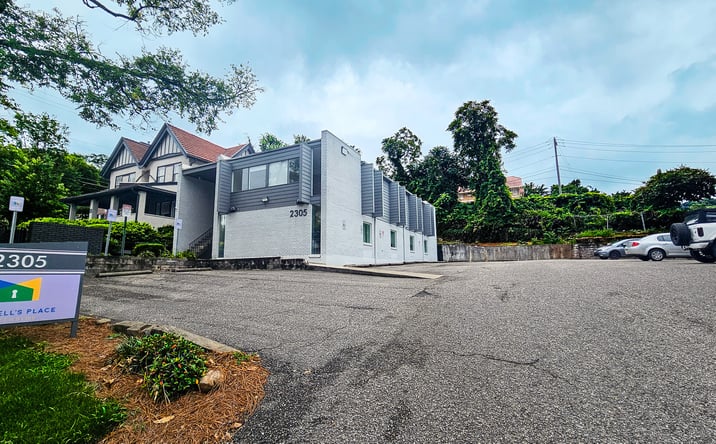Pictures of Office property located at 2305 Arlington Avenue South, Birmingham, AL 35205 for lease - image #1