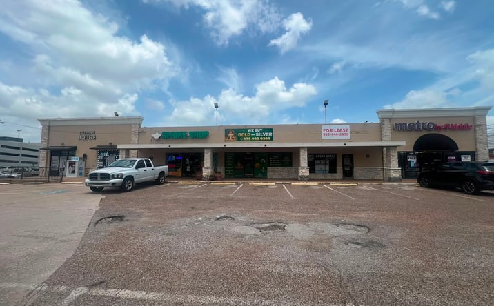 Pictures of Retail property located at 10218 Westheimer Road, Houston, TX 77042 for lease - image #1