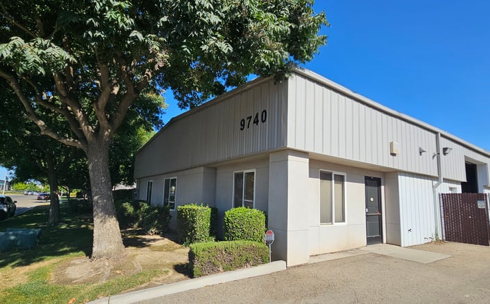 Pictures of Retail, Industrial property located at 9470 West Nicholas Avenue, Visalia, CA 93291 for lease - image #1