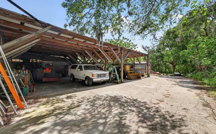 Pictures of Retail property located at 1945 U.S. 441, Lady Lake, FL 32159 for lease - image #1