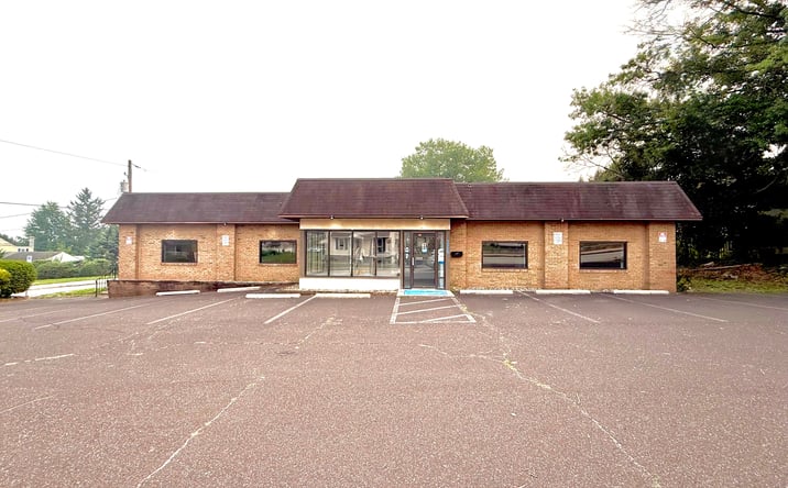 Pictures of Retail, Office, Restaurant property located at 326 N Main St, Souderton, PA 18964 for lease - image #1