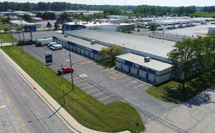 Pictures of Office, Industrial property located at 562 S Reynolds Rd, Toledo, OH 43615 for lease - image #1