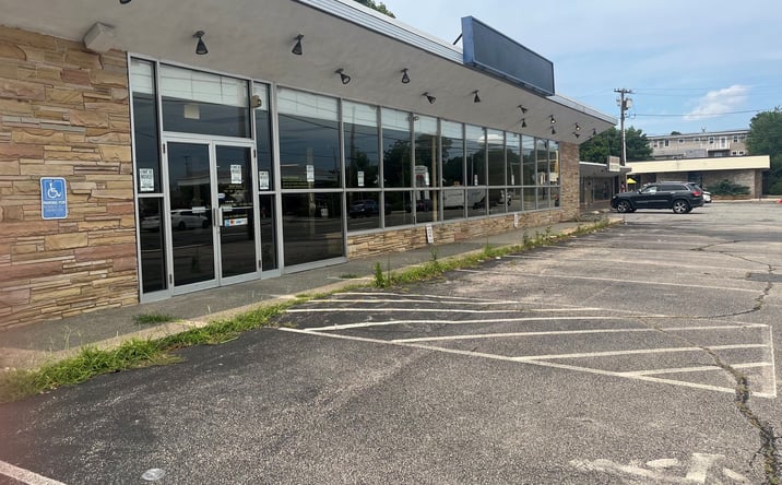 Pictures of Retail property located at 2841 Pawtucket Avenue, East Providence, RI 02915-4913 for lease - image #1