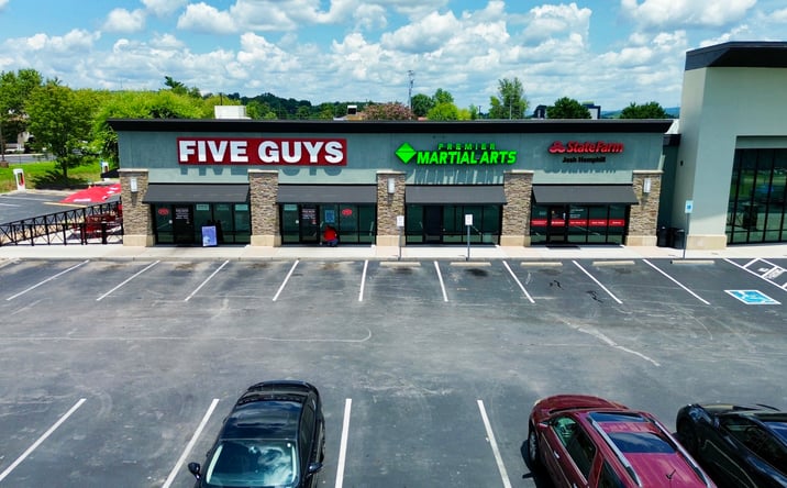 Pictures of Retail property located at 7535 Barnett Way, Powell, TN 37849 for lease - image #1