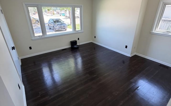 Pictures of Office property located at 45280 Cass Ave, Utica, MI 48317 for lease - image #1