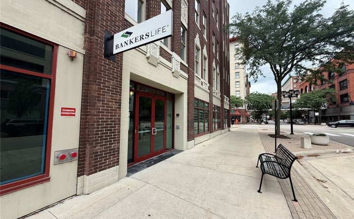 Pictures of Office property located at 305 2nd Street SE #300, Cedar Rapids, IA 52401 for lease - image #1