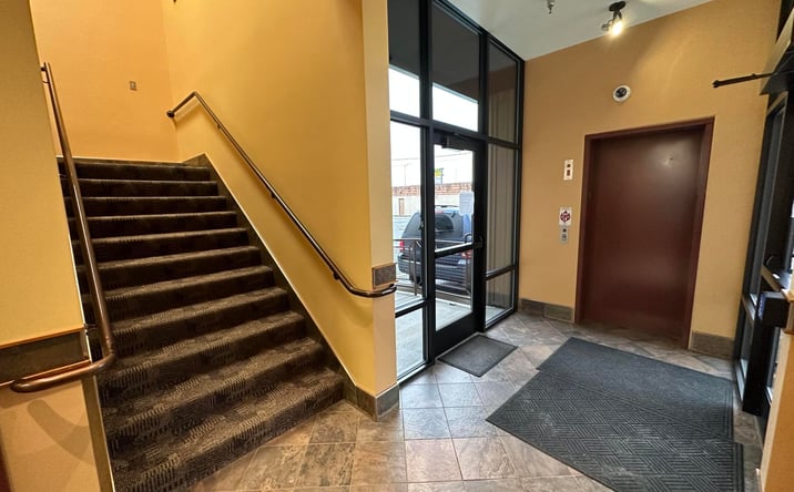 Pictures of Retail, Office property located at 2702 Gambell St, Anchorage, AK 99503 for lease - image #1