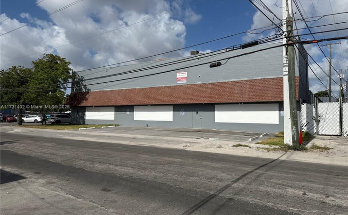 Pictures of Industrial property located at 5801 Plunkett St #1&2, Hollywood, FL 33023 for lease - image #1