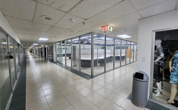 Pictures of Office, Retail, Industrial property located at 777 NW 72nd Ave # 2132, Miami, FL 33126 for lease - image #1