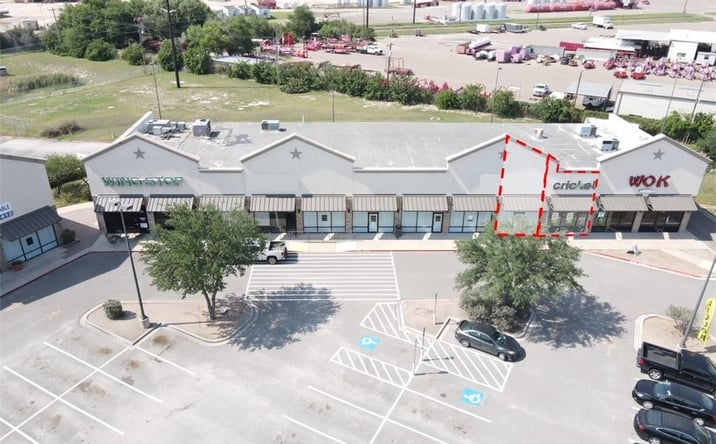 Pictures of Office, Restaurant, Retail property located at 4017 S Mccoll Road, Edinburg, TX 78539 for lease - image #1