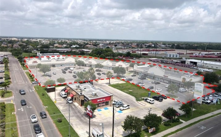 Pictures of Office, Restaurant, Retail property located at 3935 S Mccoll Road, Edinburg, TX 78539 for lease - image #1