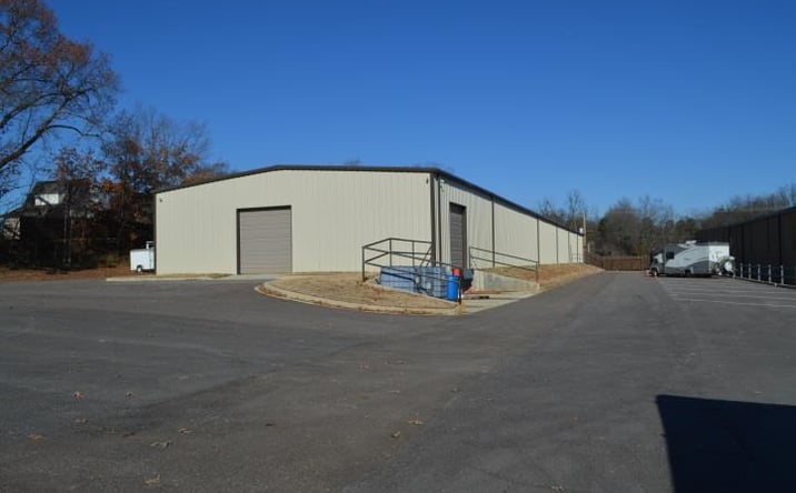 Pictures of Industrial property located at 335 Washington St., Collierville, TN 38017 for lease - image #1