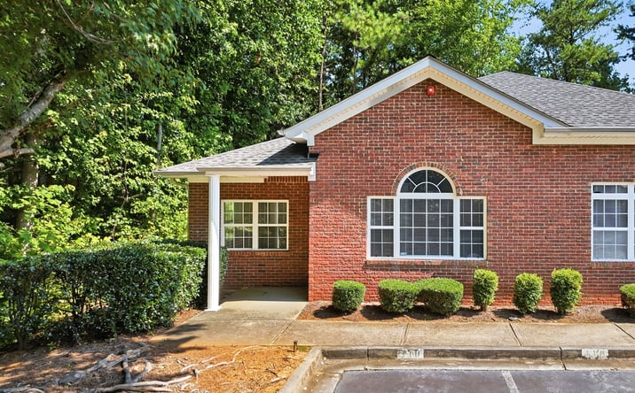 Pictures of Office property located at 1007 WEATHERSTONE PKWY, WOODSTOCK, GA 30188-4497 for lease - image #1